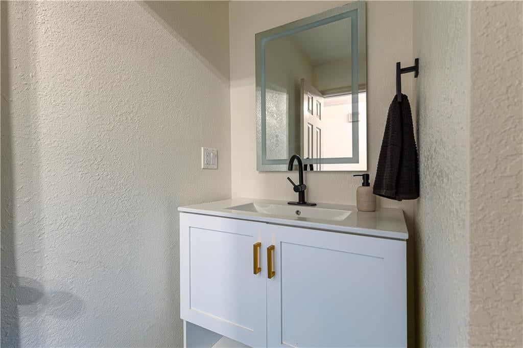 9624 N Wayne Avenue — photo 27