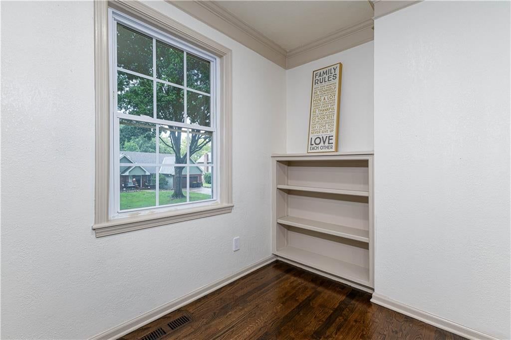 9624 N Wayne Avenue — photo 42