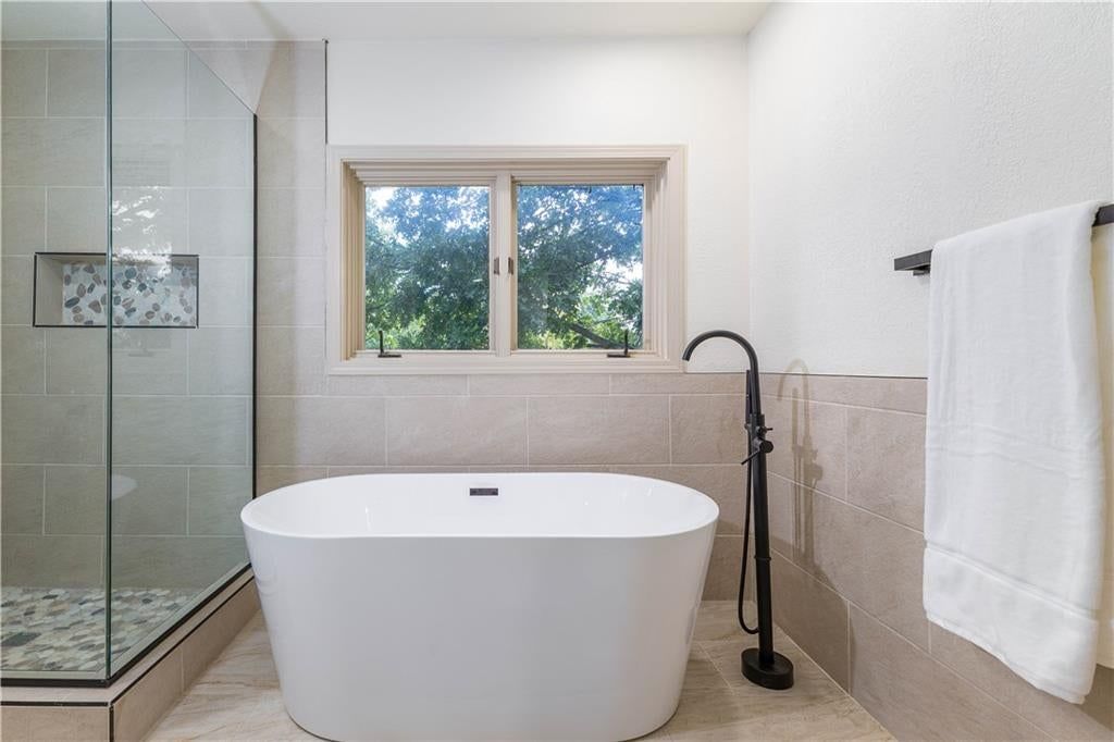 9624 N Wayne Avenue — photo 43