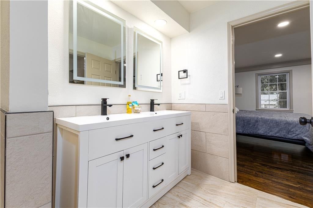 9624 N Wayne Avenue — photo 45
