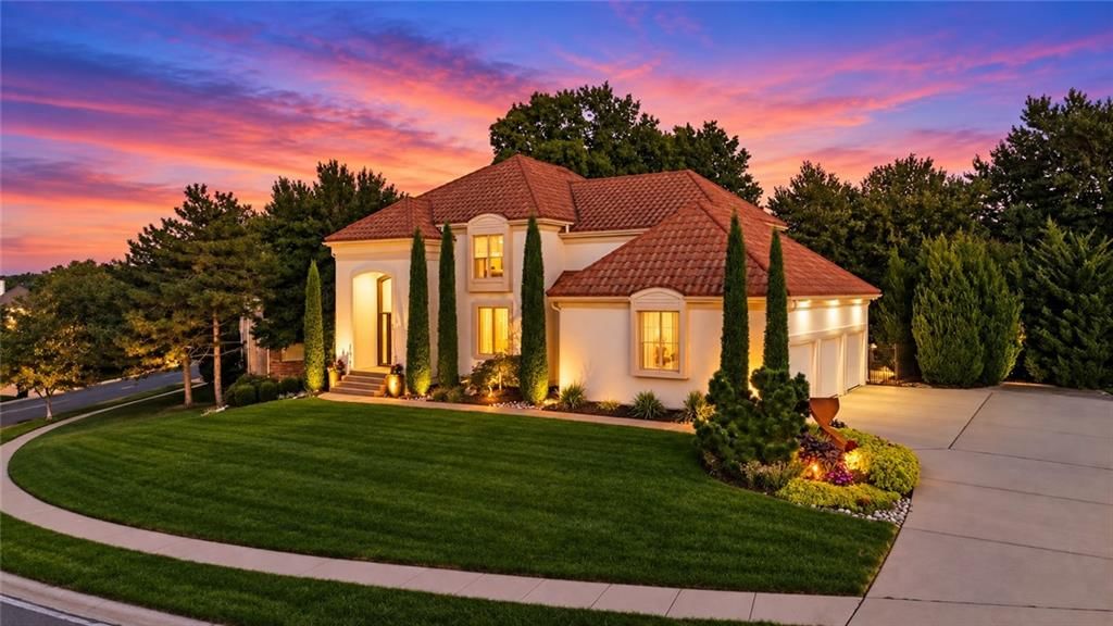 Photo 2 of 78 - 12707 Woodson Street, Overland Park, KS 66209