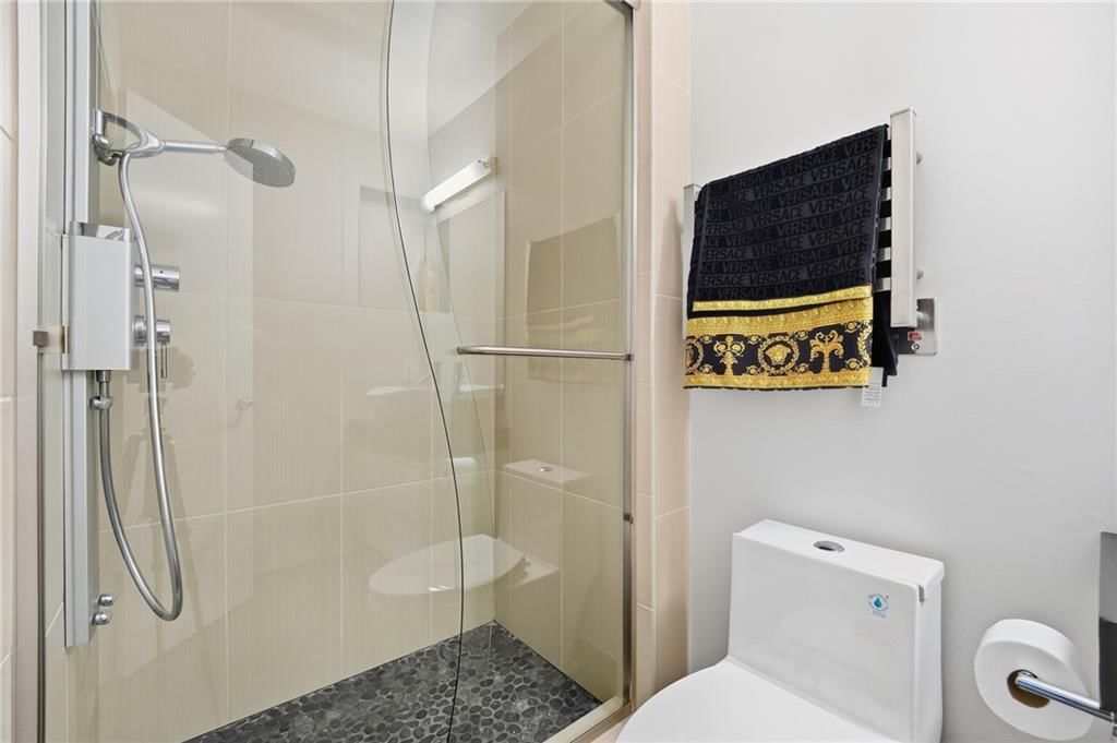 Photo 35 of 78 - 12707 Woodson Street, Overland Park, KS 66209