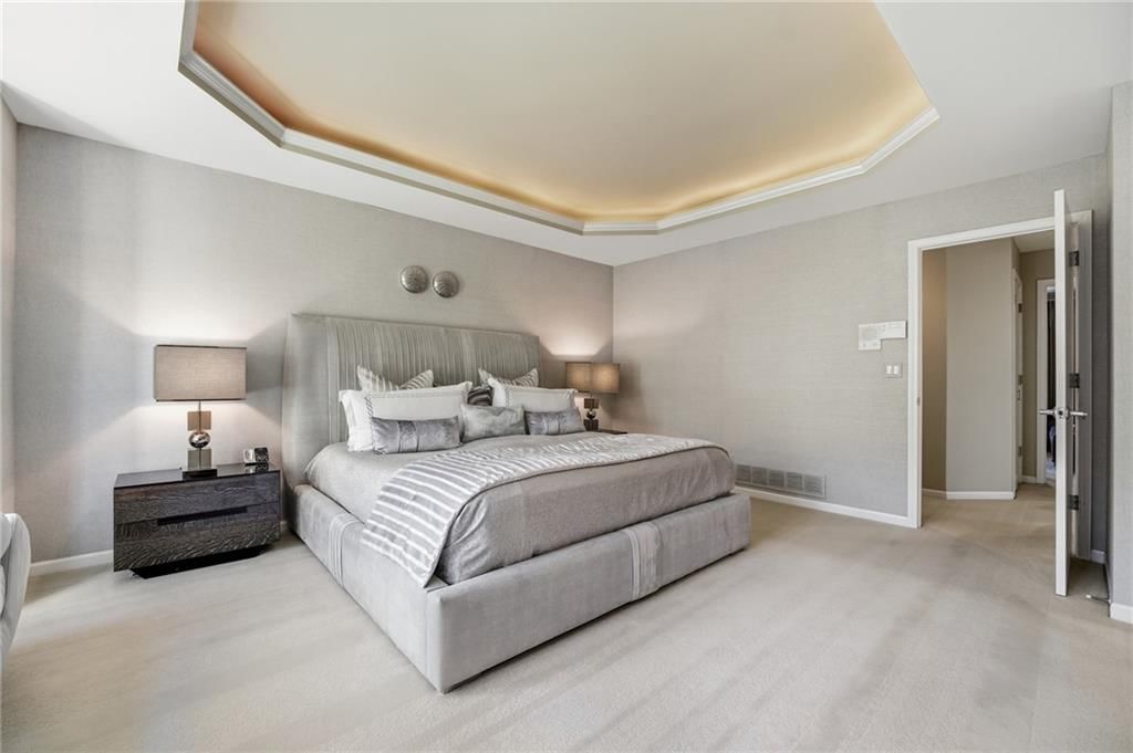 Photo 38 of 78 - 12707 Woodson Street, Overland Park, KS 66209