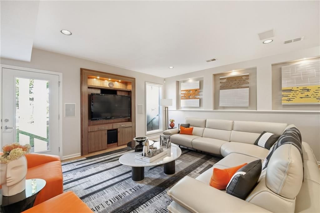 Photo 48 of 78 - 12707 Woodson Street, Overland Park, KS 66209
