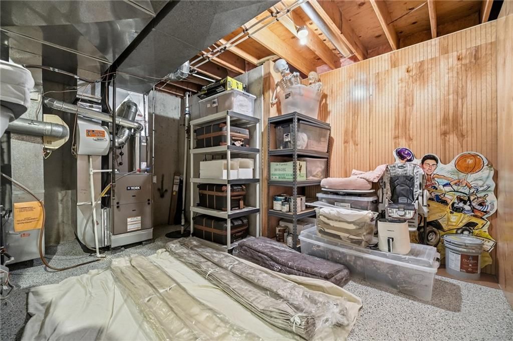 Photo 52 of 78 - 12707 Woodson Street, Overland Park, KS 66209