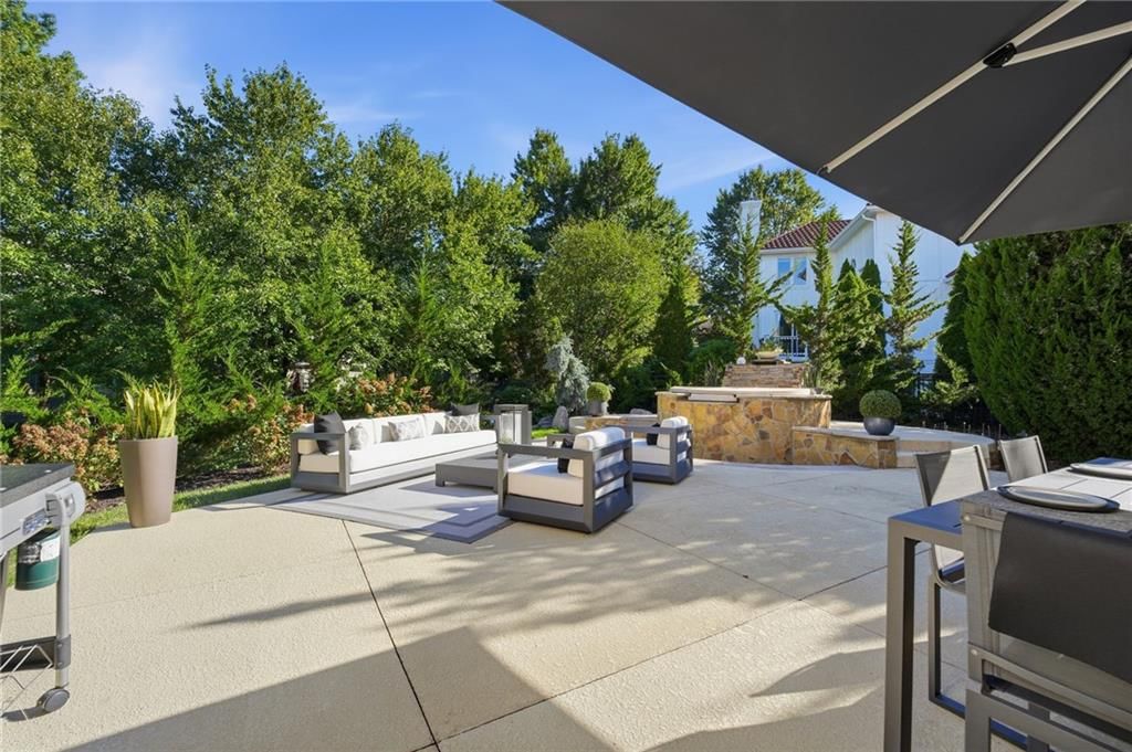 Photo 59 of 78 - 12707 Woodson Street, Overland Park, KS 66209