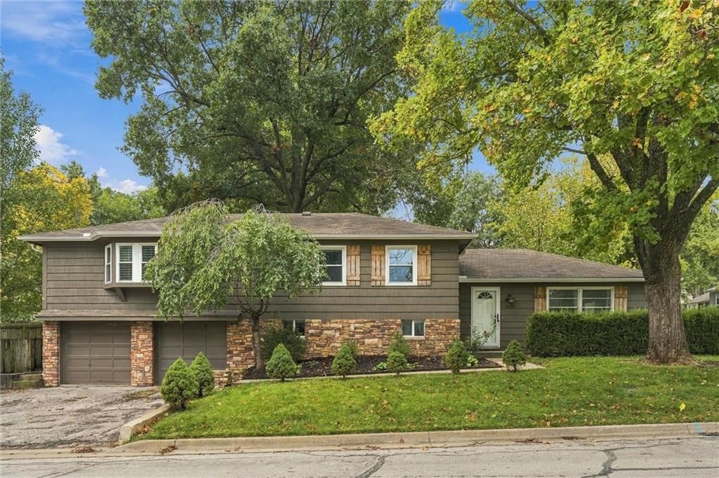 5603 Maple Street, Mission, KS