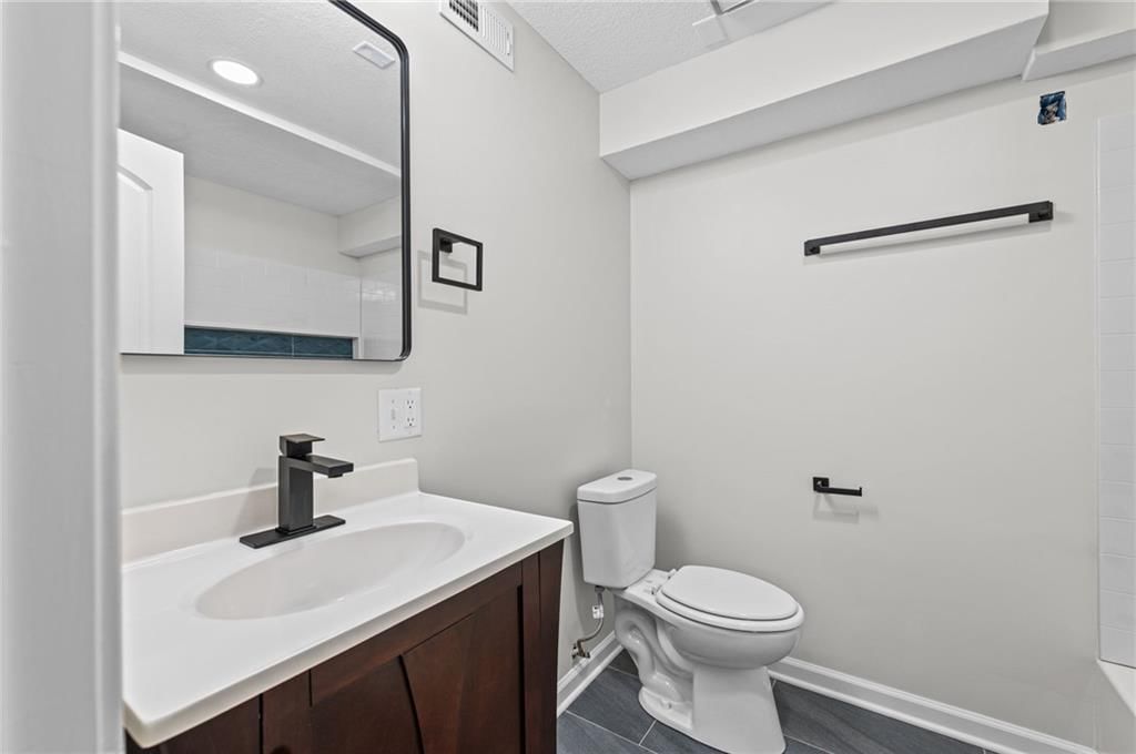 1203 E 118 Terrace — photo 38