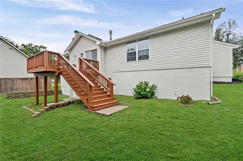 1203 E 118 Terrace — photo 46