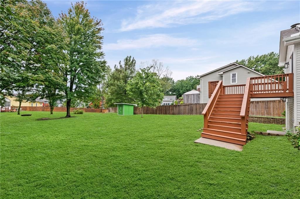 1203 E 118 Terrace — photo 47