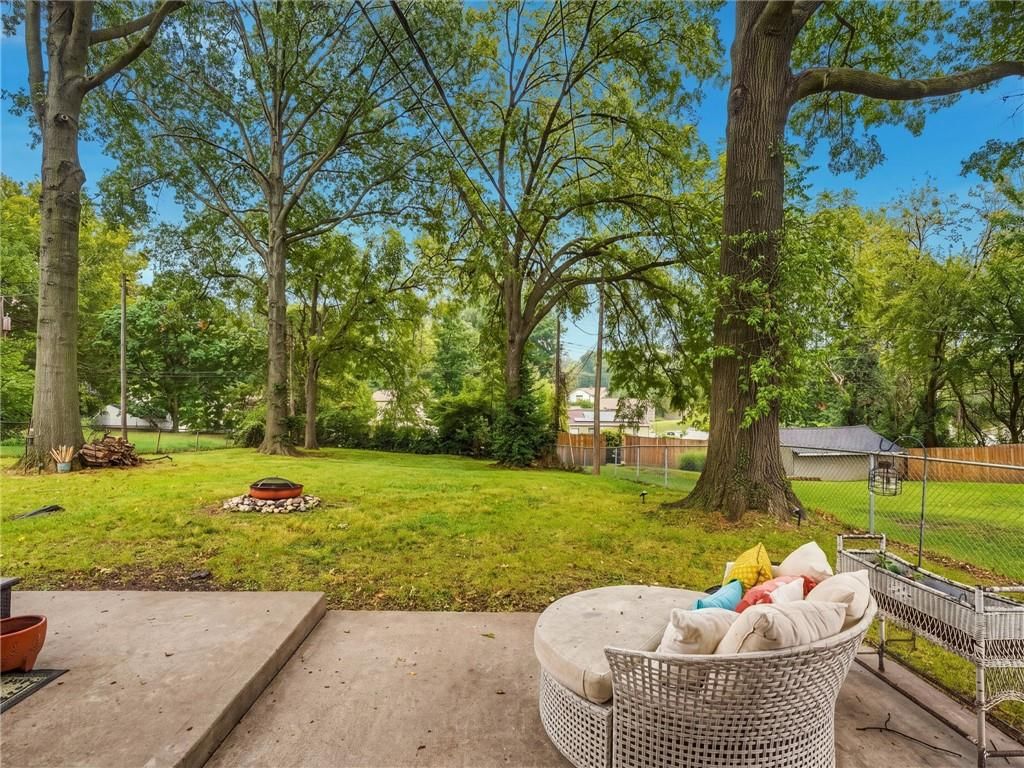 Photo 23 of 29 - 5329 N MICHIGAN Avenue, Kansas City, MO 64118