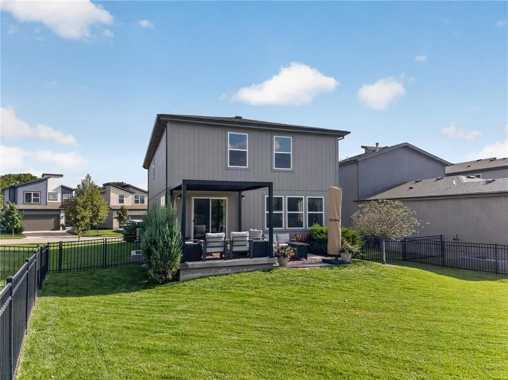 Photo 45 of 58 - 18068 Hauser Street, Overland Park, KS 66013
