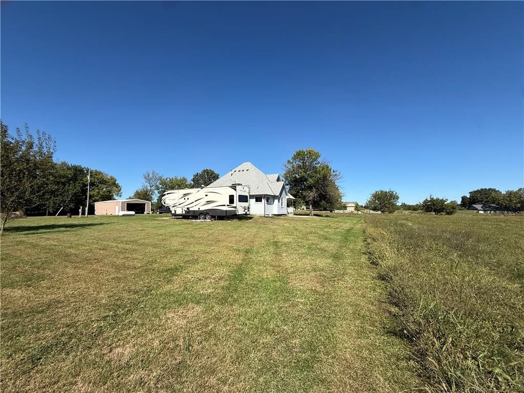 26503 283rd Street, Harrisonville, MO: listing photo 3