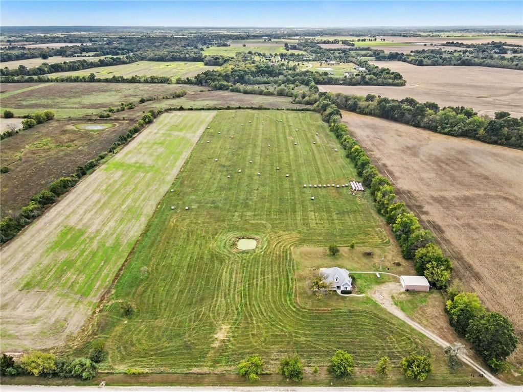 Photo 34 of 34 - 26503 283rd Street, Harrisonville, MO 64701