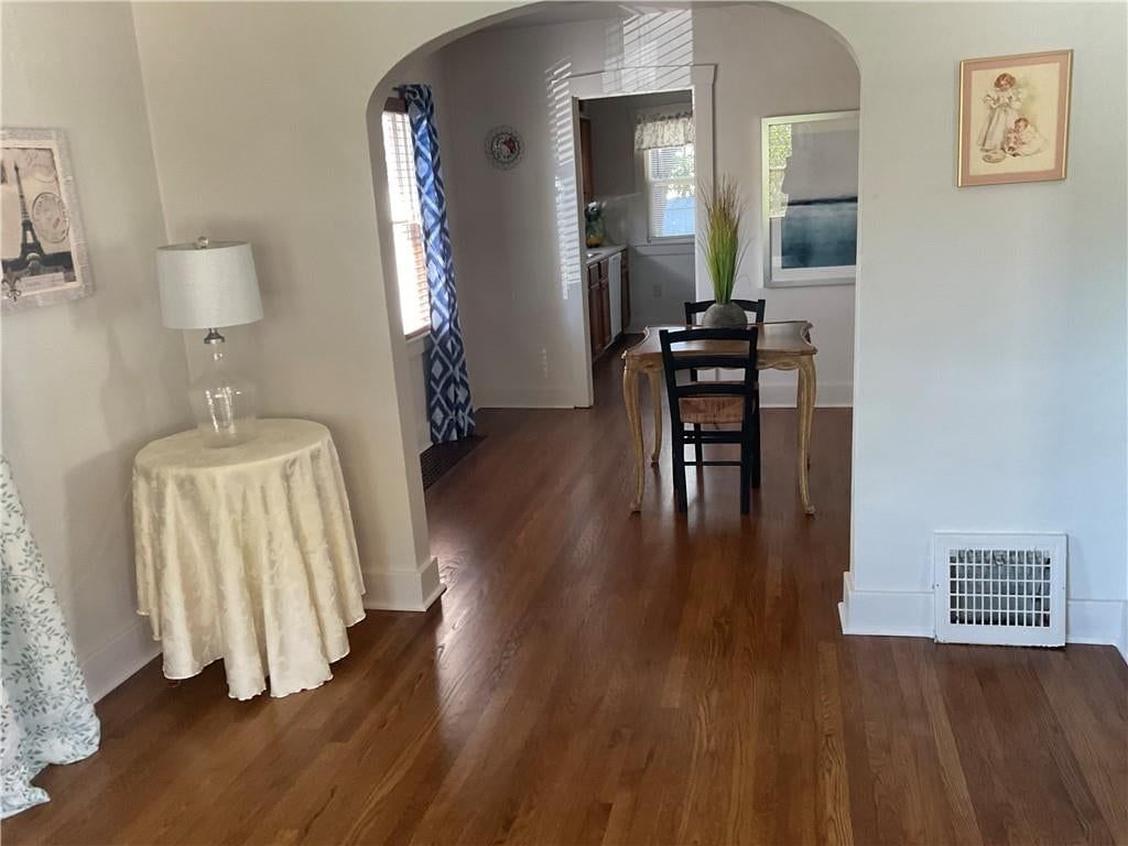 Hardwood floors and white trim at 1014 E 23rd Avenue, North Kansas City, MO 64116