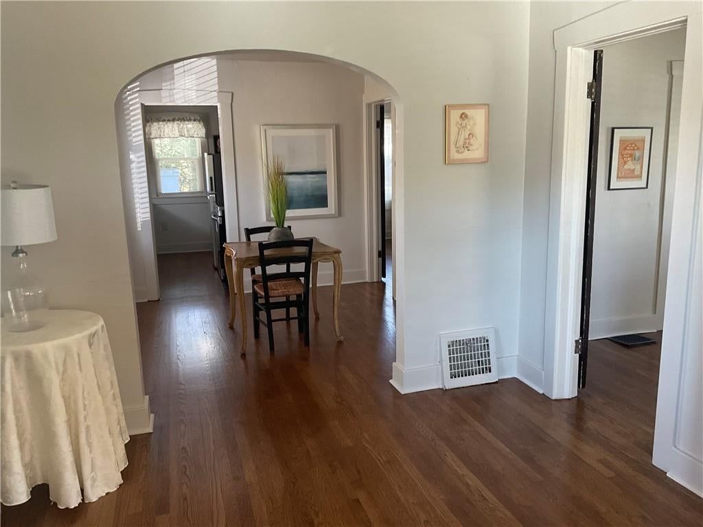 Photo 5 of 19 - 1014 E 23rd Avenue, North Kansas City, MO 64116