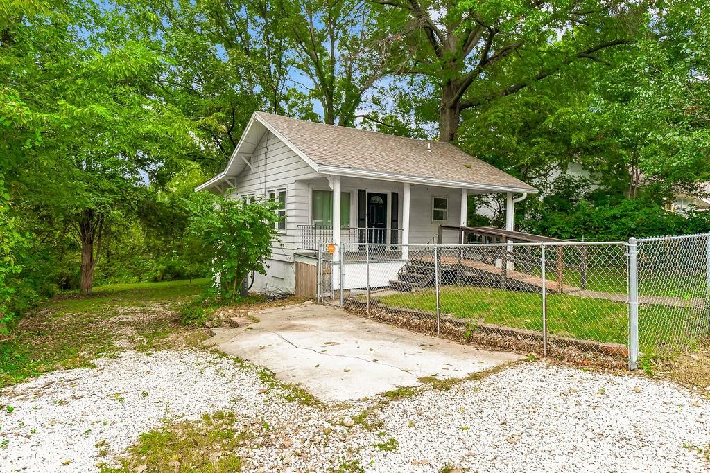 Photo 20 of 24 - 11410 E 25th Street S, Independence, MO 64052