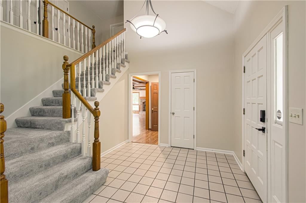 Photo 6 of 70 - 13723 W 75th Place, Lenexa, KS 66216