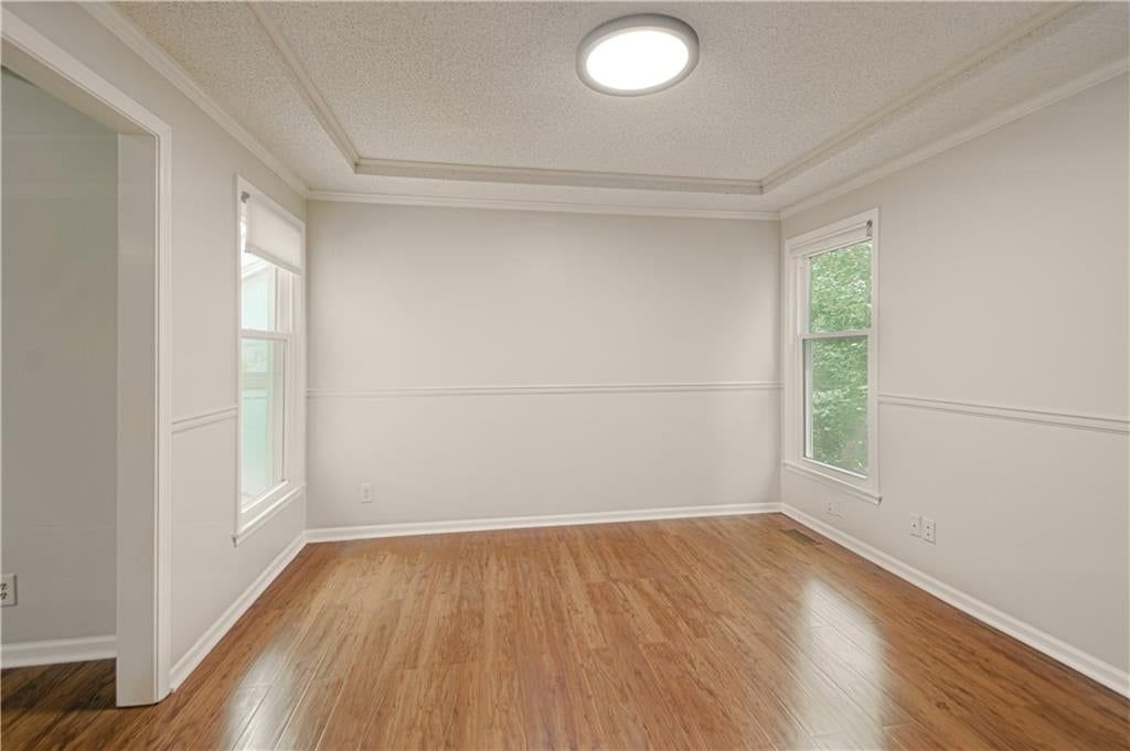 Photo 12 of 70 - 13723 W 75th Place, Lenexa, KS 66216