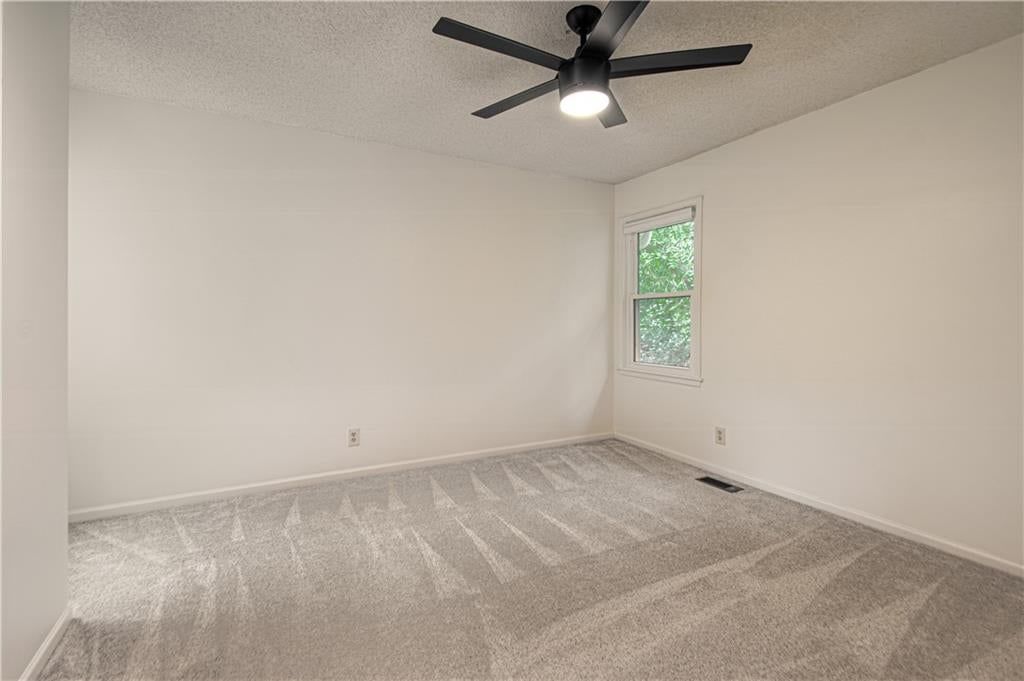 Photo 38 of 70 - 13723 W 75th Place, Lenexa, KS 66216