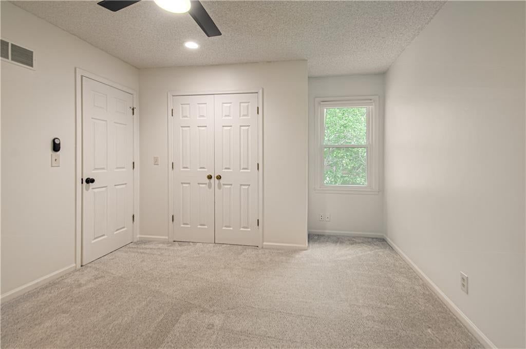 Photo 39 of 70 - 13723 W 75th Place, Lenexa, KS 66216