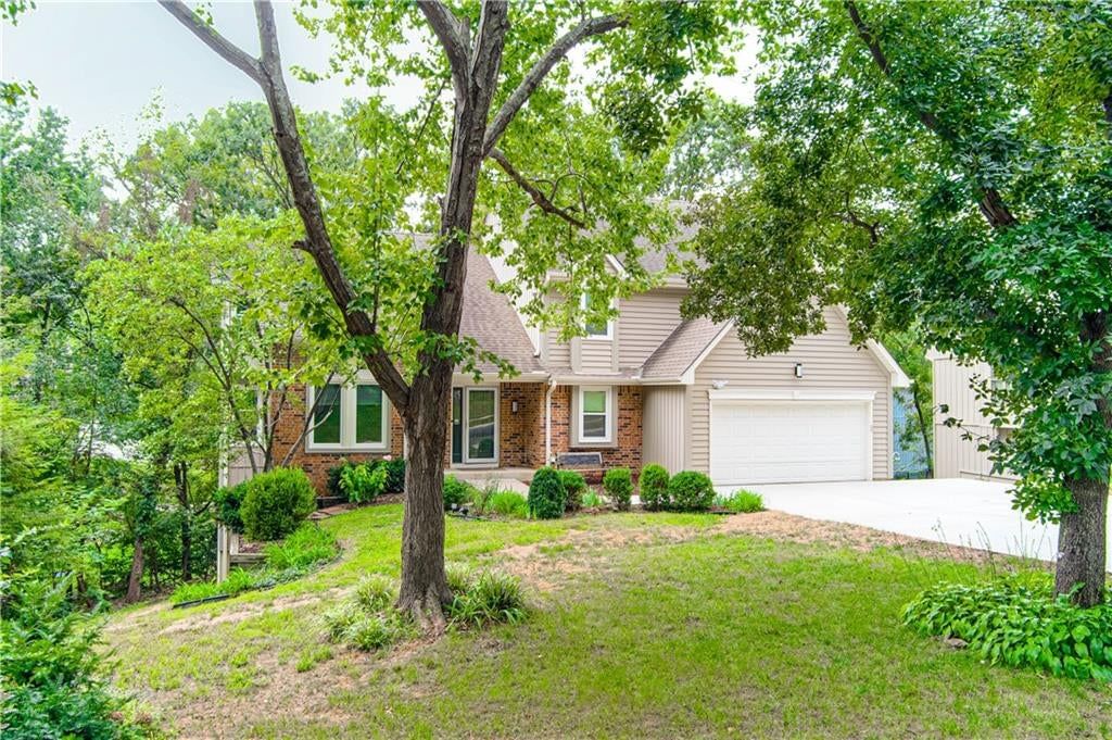 Photo 60 of 70 - 13723 W 75th Place, Lenexa, KS 66216