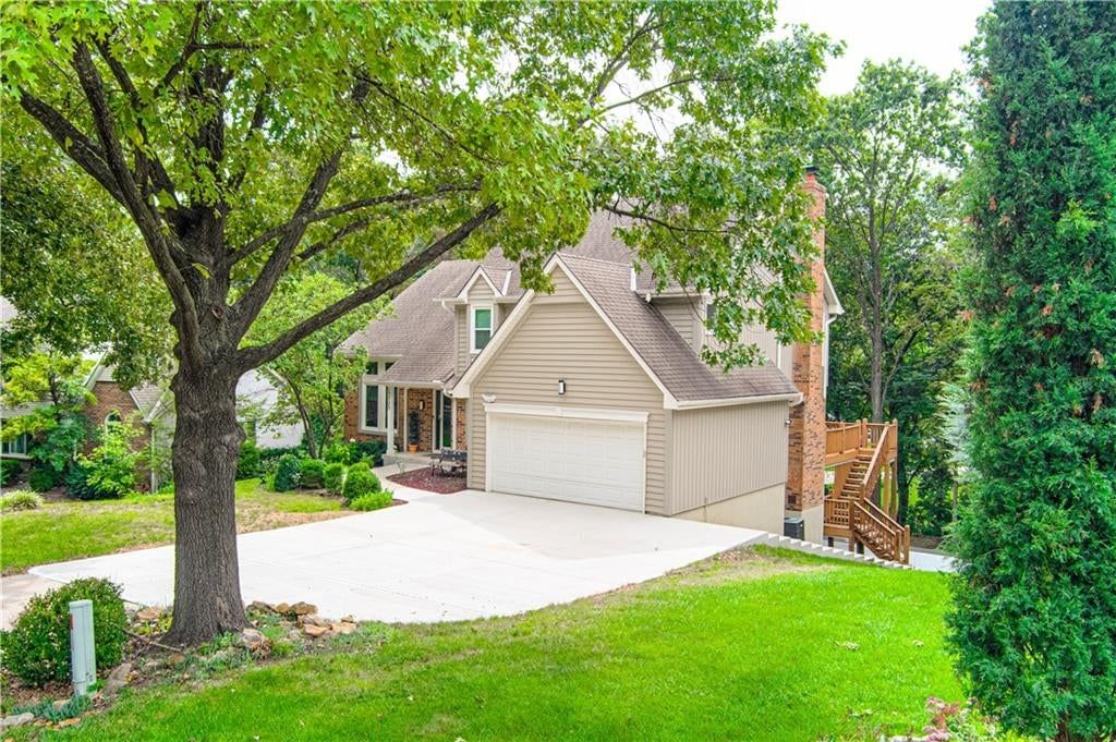 Photo 62 of 70 - 13723 W 75th Place, Lenexa, KS 66216