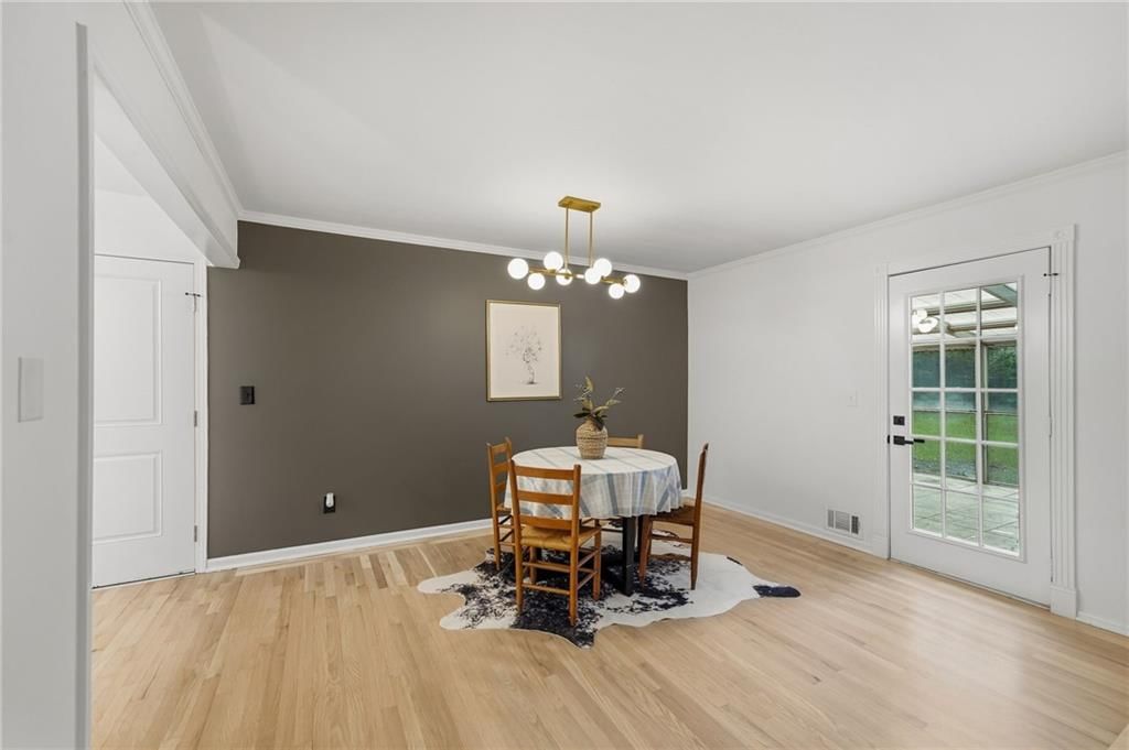 609 SW Elwood Drive — photo 9