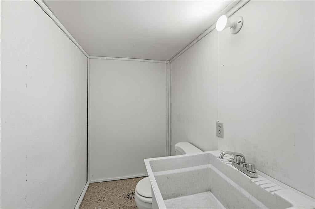 609 SW Elwood Drive — photo 33