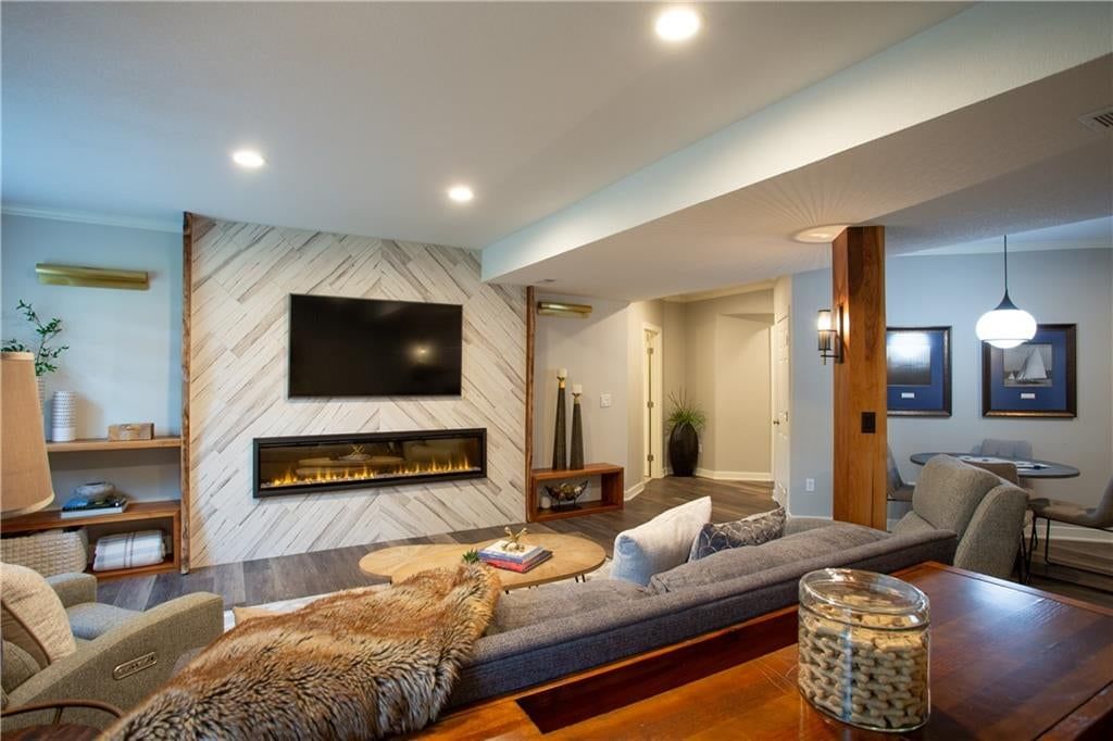 13808 Parkhill Street — photo 36