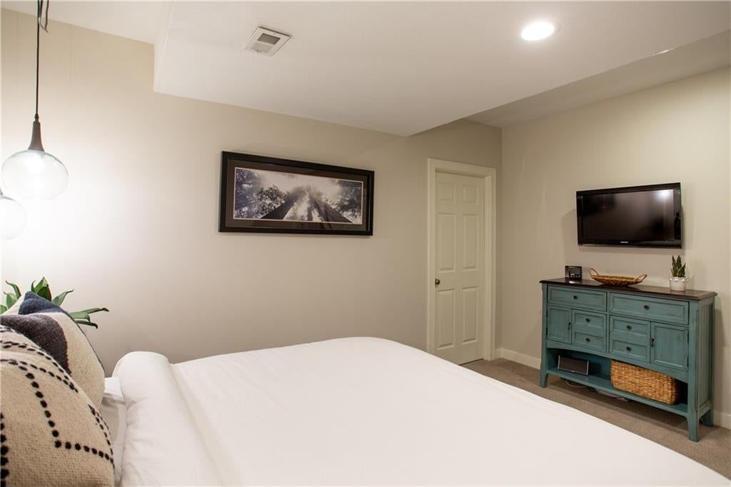 13808 Parkhill Street — photo 44