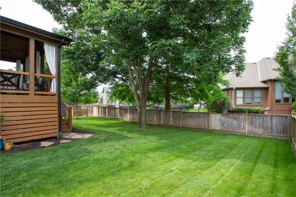 13808 Parkhill Street — photo 50