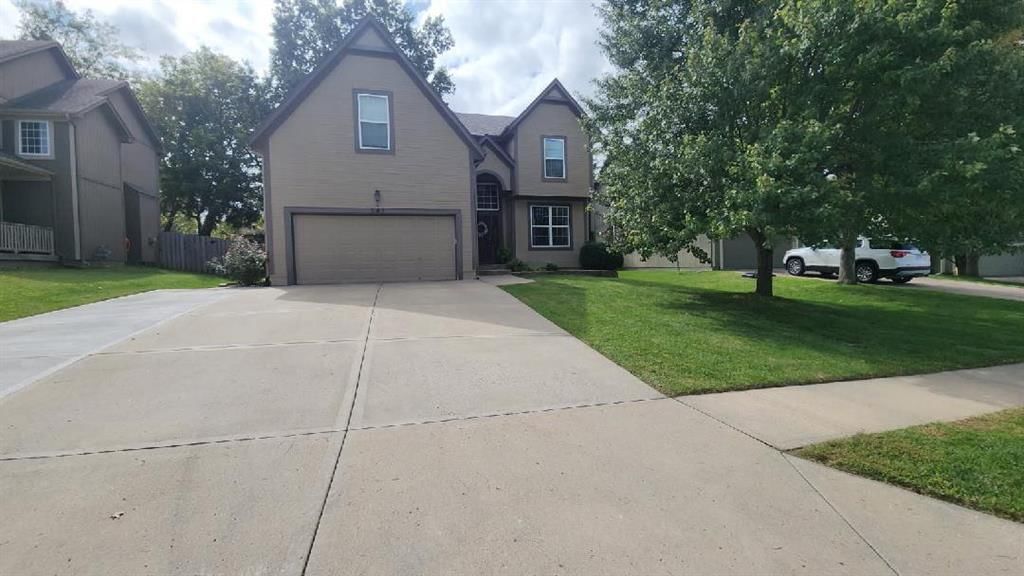 541 E Mockingbird Street, Gardner, KS 66030