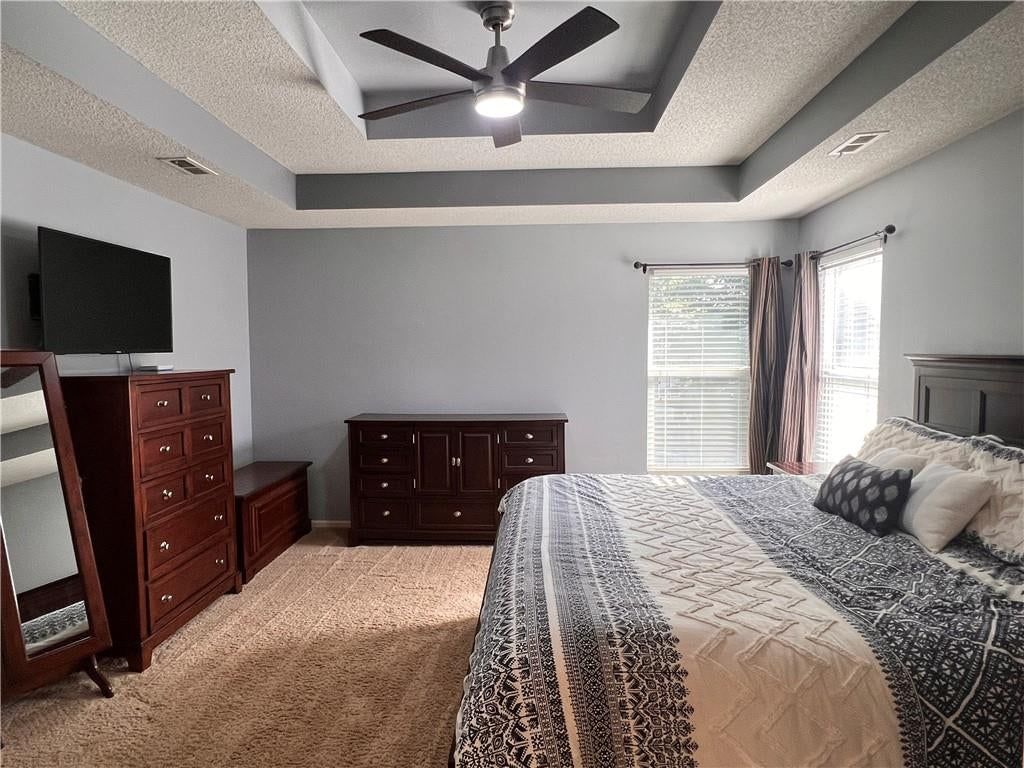 Photo 20 of 24 - 541 E Mockingbird Street, Gardner, KS 66030