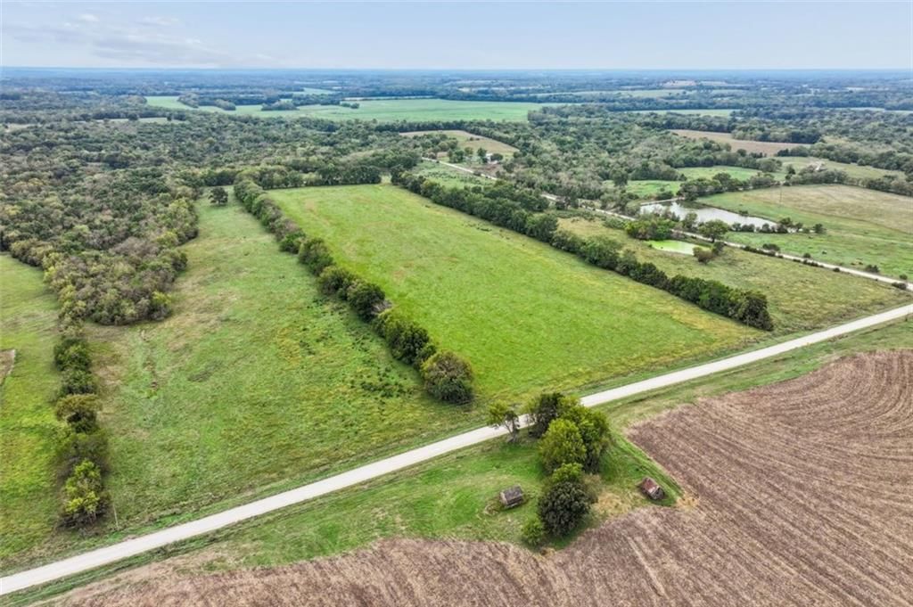 Photo 4 of 24 - Ridgeview & 367th Street, Paola, KS 66071