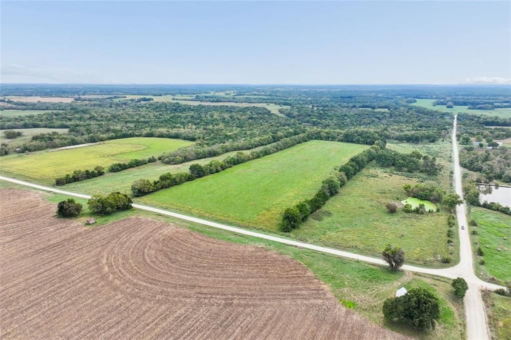 Photo 5 of 24 - Ridgeview & 367th Street, Paola, KS 66071