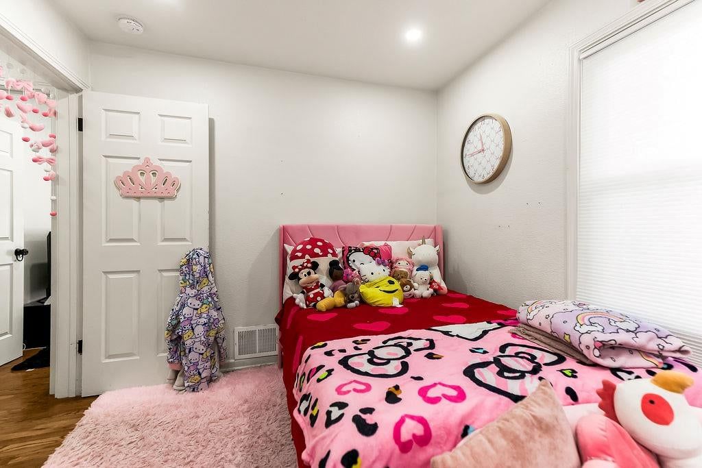 Photo 15 of 24 - 10812 E 59th Street, Raytown, MO 64133