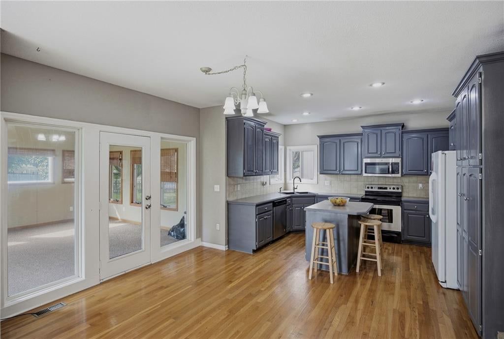 Breakfast nook at 361 W Westhoff Place, Gardner, KS 66030