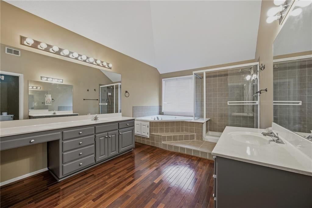 Double vanity and gray vanity at 361 W Westhoff Place, Gardner, KS 66030