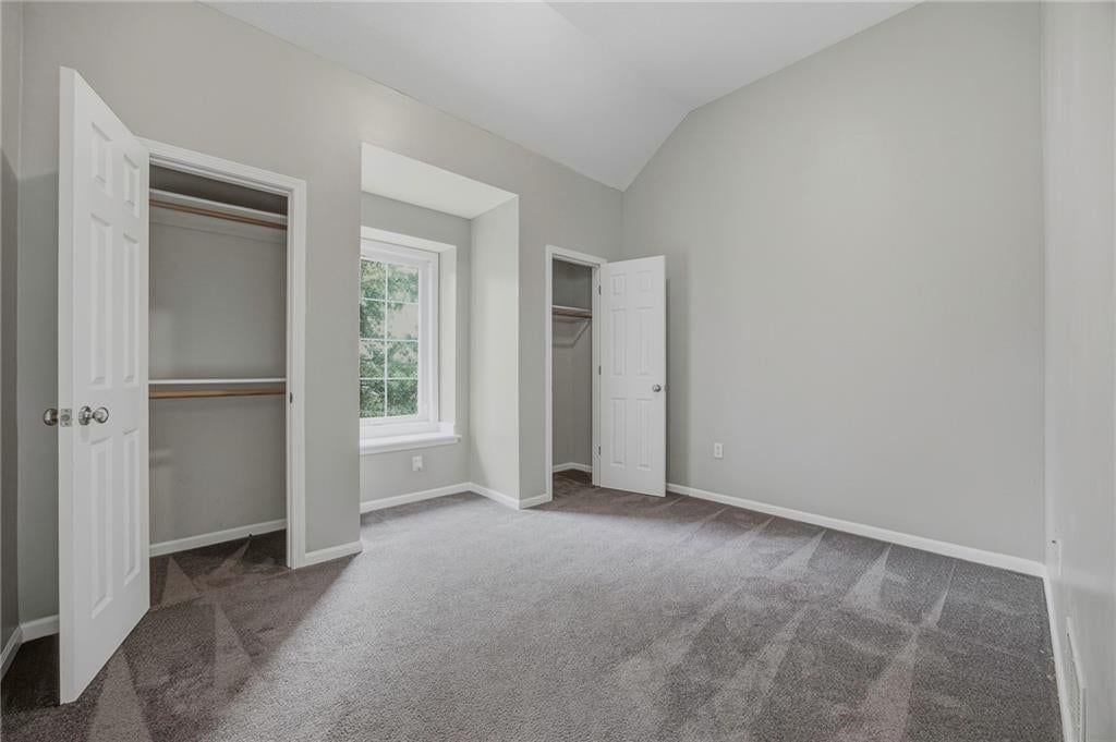 Photo 19 of 36 - 361 W Westhoff Place, Gardner, KS 66030