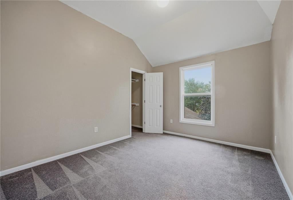 Photo 28 of 36 - 361 W Westhoff Place, Gardner, KS 66030