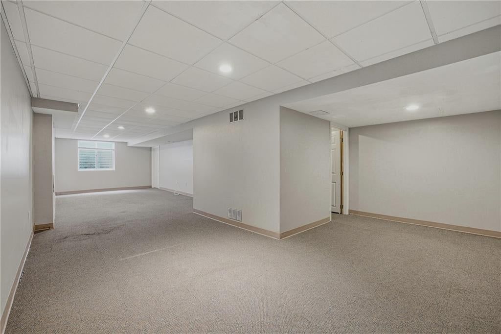 Photo 31 of 36 - 361 W Westhoff Place, Gardner, KS 66030