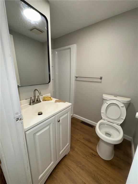 Photo 19 of 20 - 1003 E 83RD Terrace, Kansas City, MO 64131