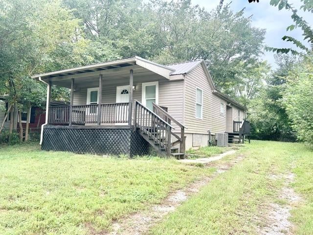 810 S Woodbury Street, Independence, MO
