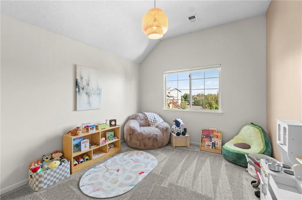 Photo 16 of 39 - 20587 W 126th Terrace W, Olathe, KS 66061