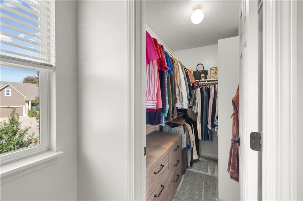 Photo 26 of 39 - 20587 W 126th Terrace W, Olathe, KS 66061