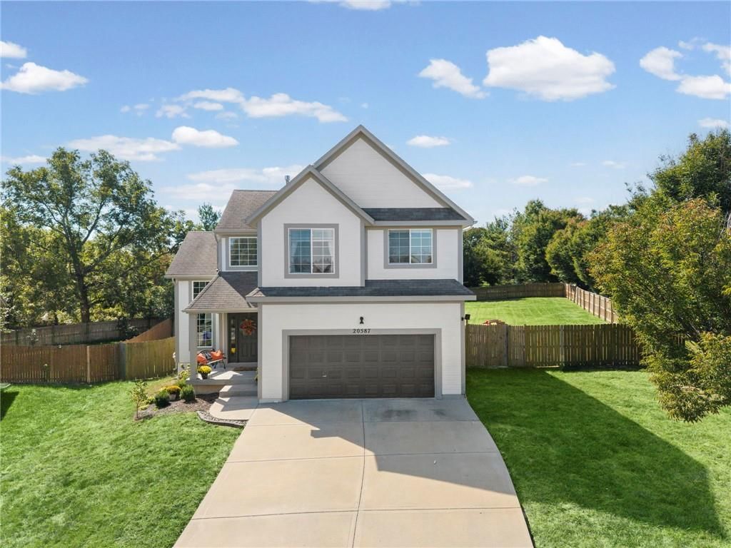Photo 35 of 39 - 20587 W 126th Terrace W, Olathe, KS 66061