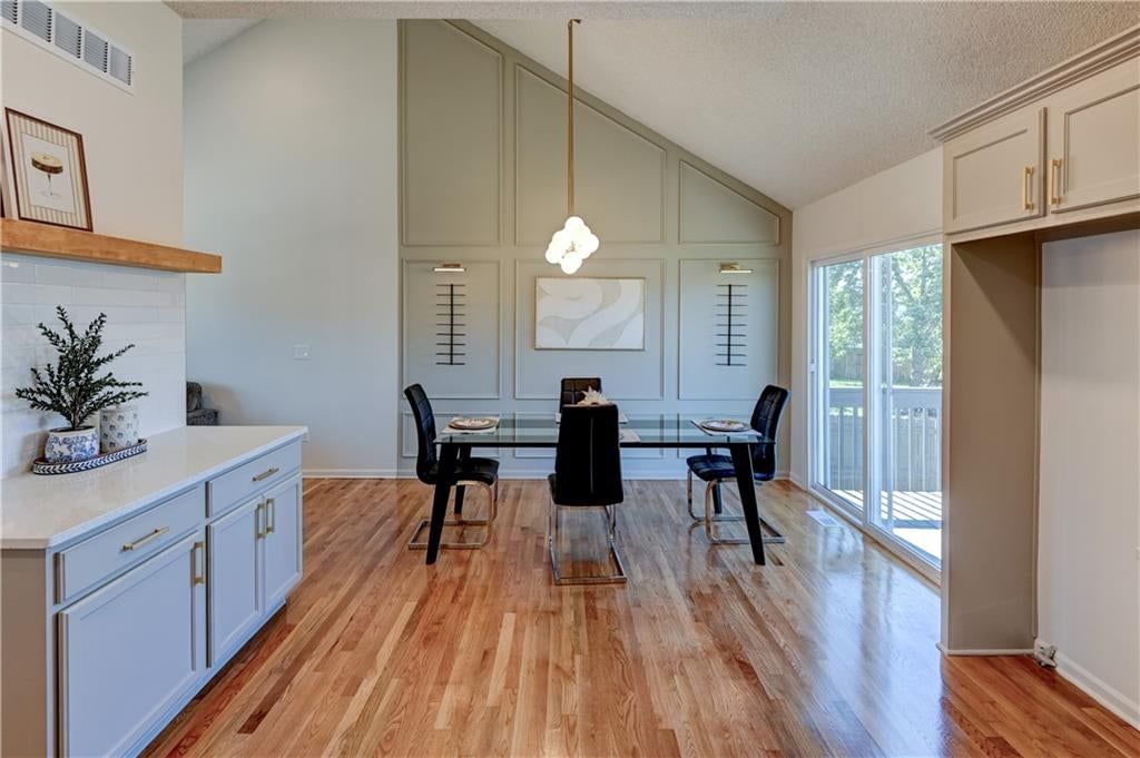 626 S Walnut Street — photo 7