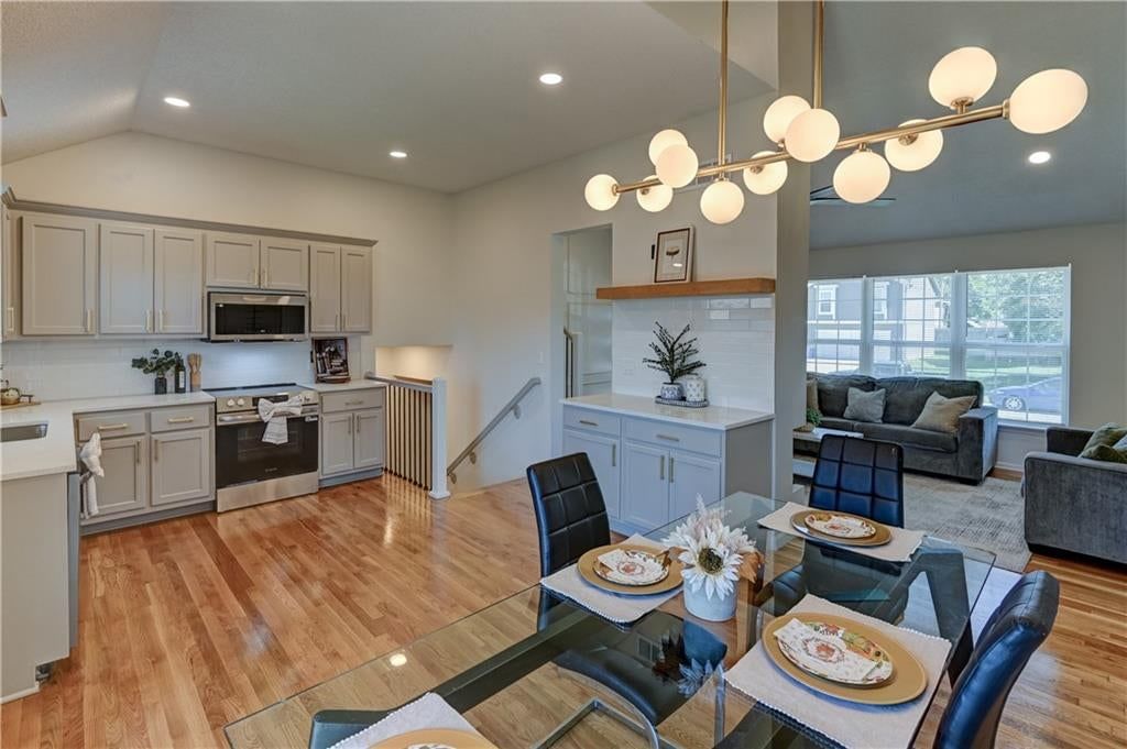 626 S Walnut Street — photo 9