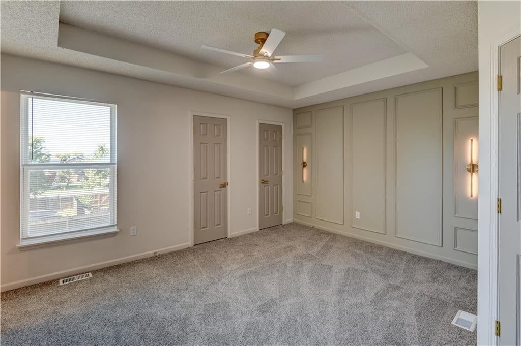 626 S Walnut Street — photo 14